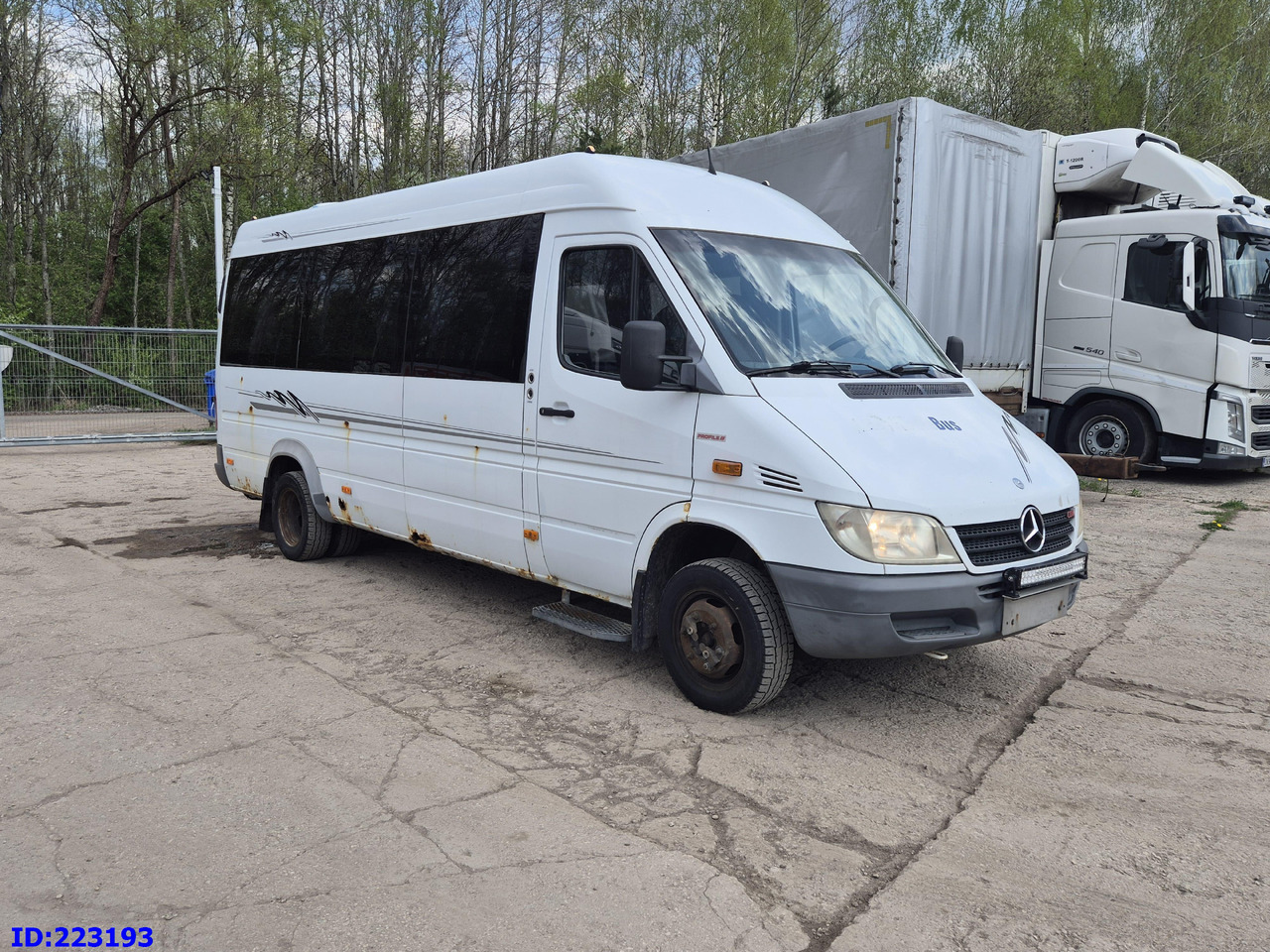 MERCEDES-BENZ Sprinter 416 VIP AC 17-seater - Coach: picture 4 MERCEDES-BENZ Sprinter 416 VIP AC 17-seater - Coach: picture 4