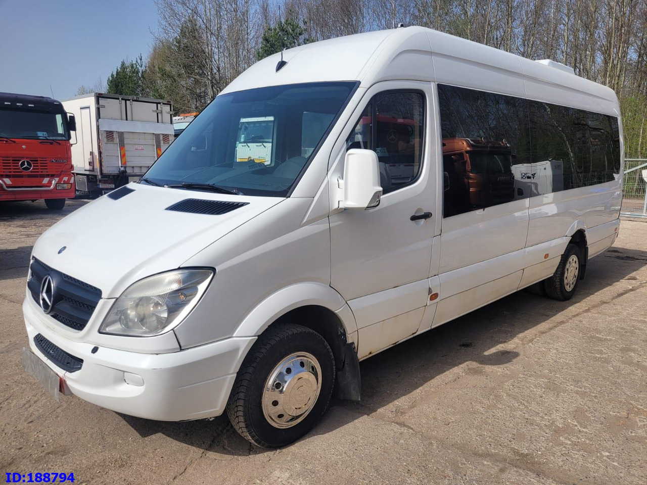 MERCEDES-BENZ Sprinter 518 - Kasten VIP - 20 Seater - Coach: picture 1 MERCEDES-BENZ Sprinter 518 - Kasten VIP - 20 Seater - Coach: picture 1