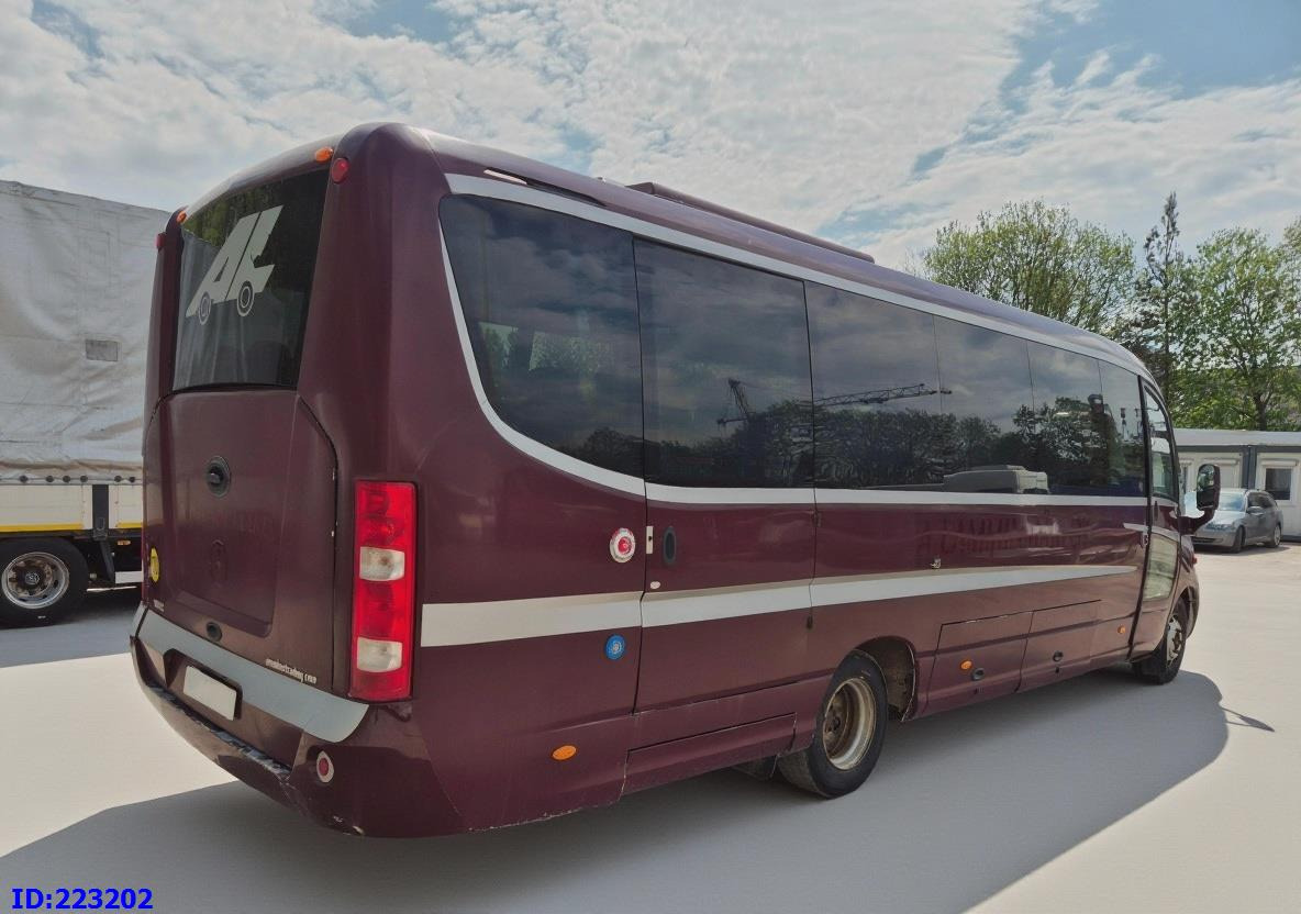 MERCEDES-BENZ Sunrider 818D Vario 33 - Seater - Coach: picture 4 MERCEDES-BENZ Sunrider 818D Vario 33 - Seater - Coach: picture 4