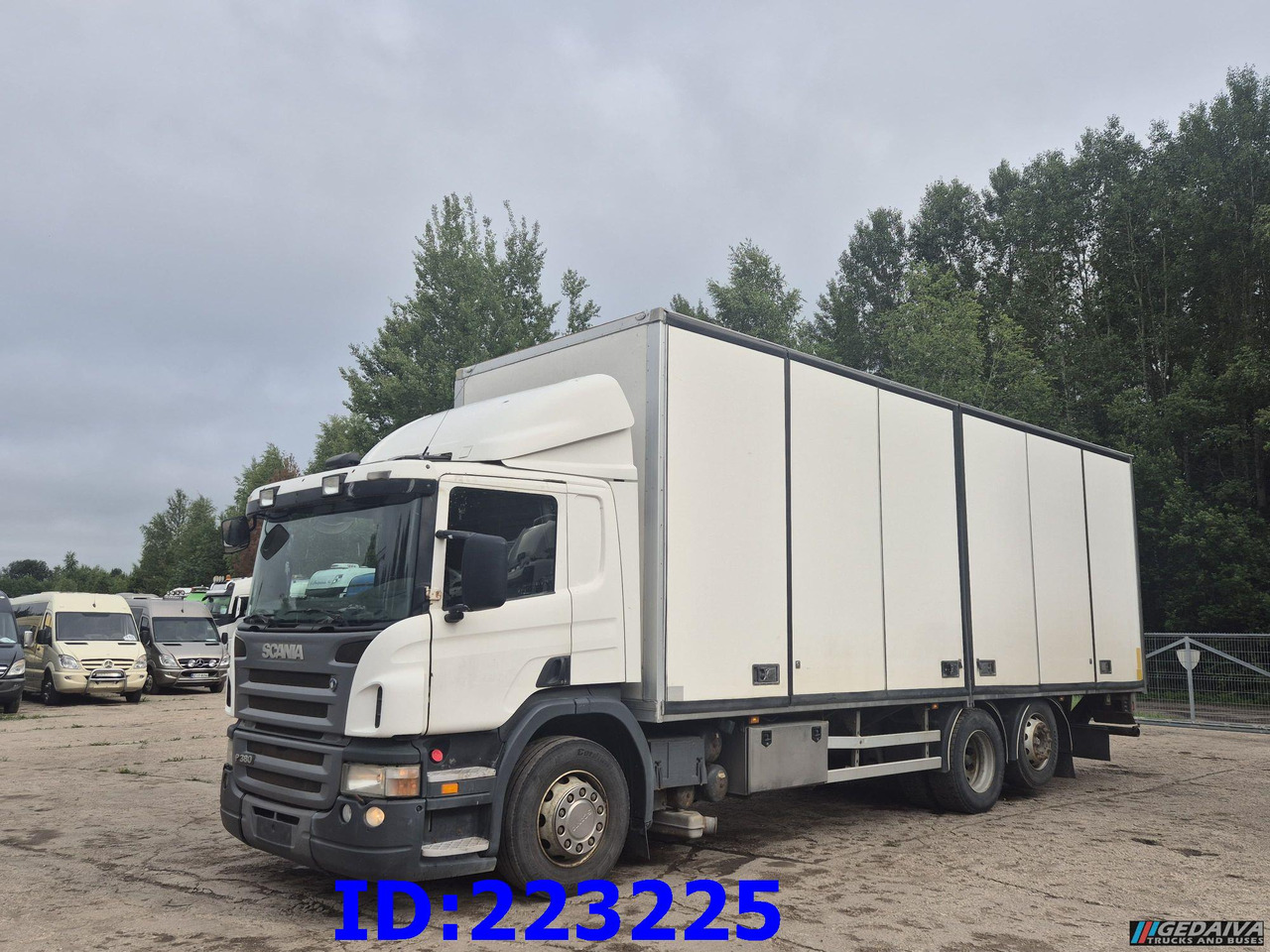 Box truck SCANIA P380 6x2 Open side box: picture 1