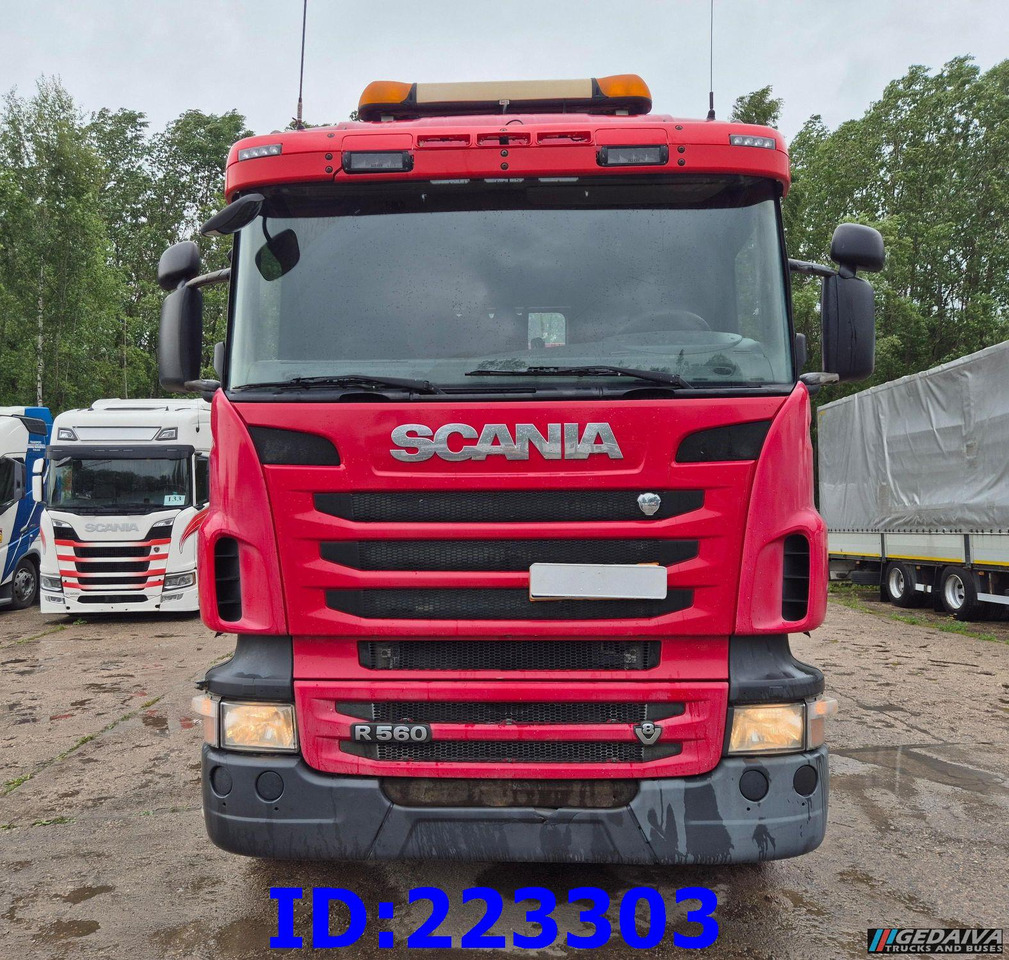 SCANIA R560 8X4 Full steel- Steering axle - Retarder - Tipper: picture 2 SCANIA R560 8X4 Full steel- Steering axle - Retarder - Tipper: picture 2