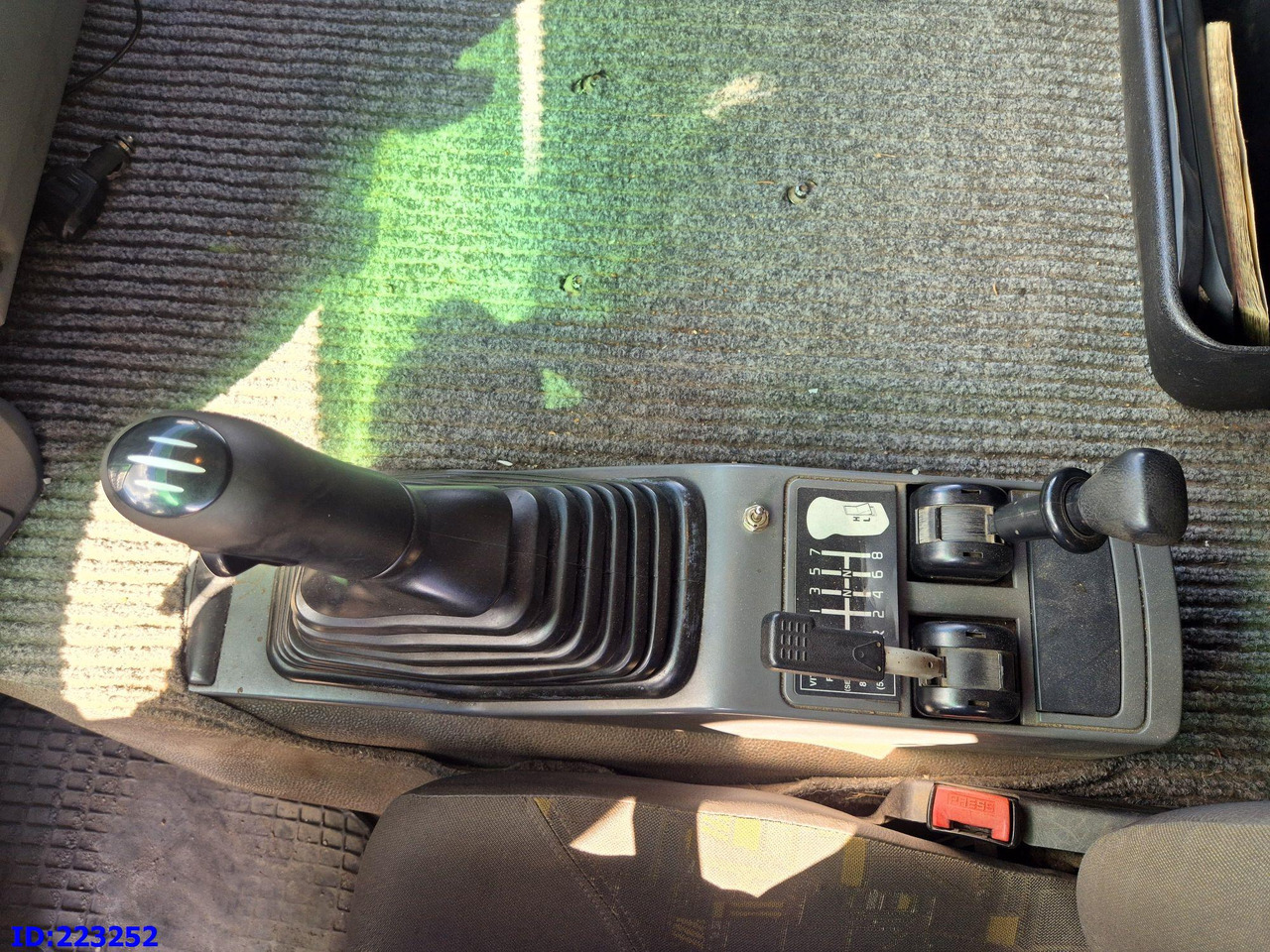 Tractor unit RENAULT Premium 420 6x2 Manual: picture 17