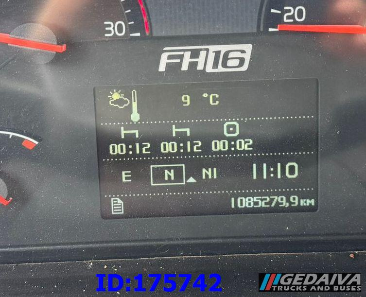 Tractor unit VOLVO FH16  660HP  8x4: picture 12