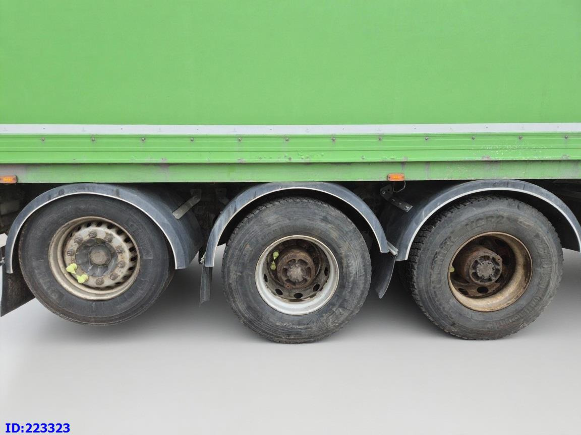 Box truck VOLVO FH16 750HP - 8x4 -Big Axles: picture 6 Box truck VOLVO FH16 750HP - 8x4 -Big Axles: picture 6