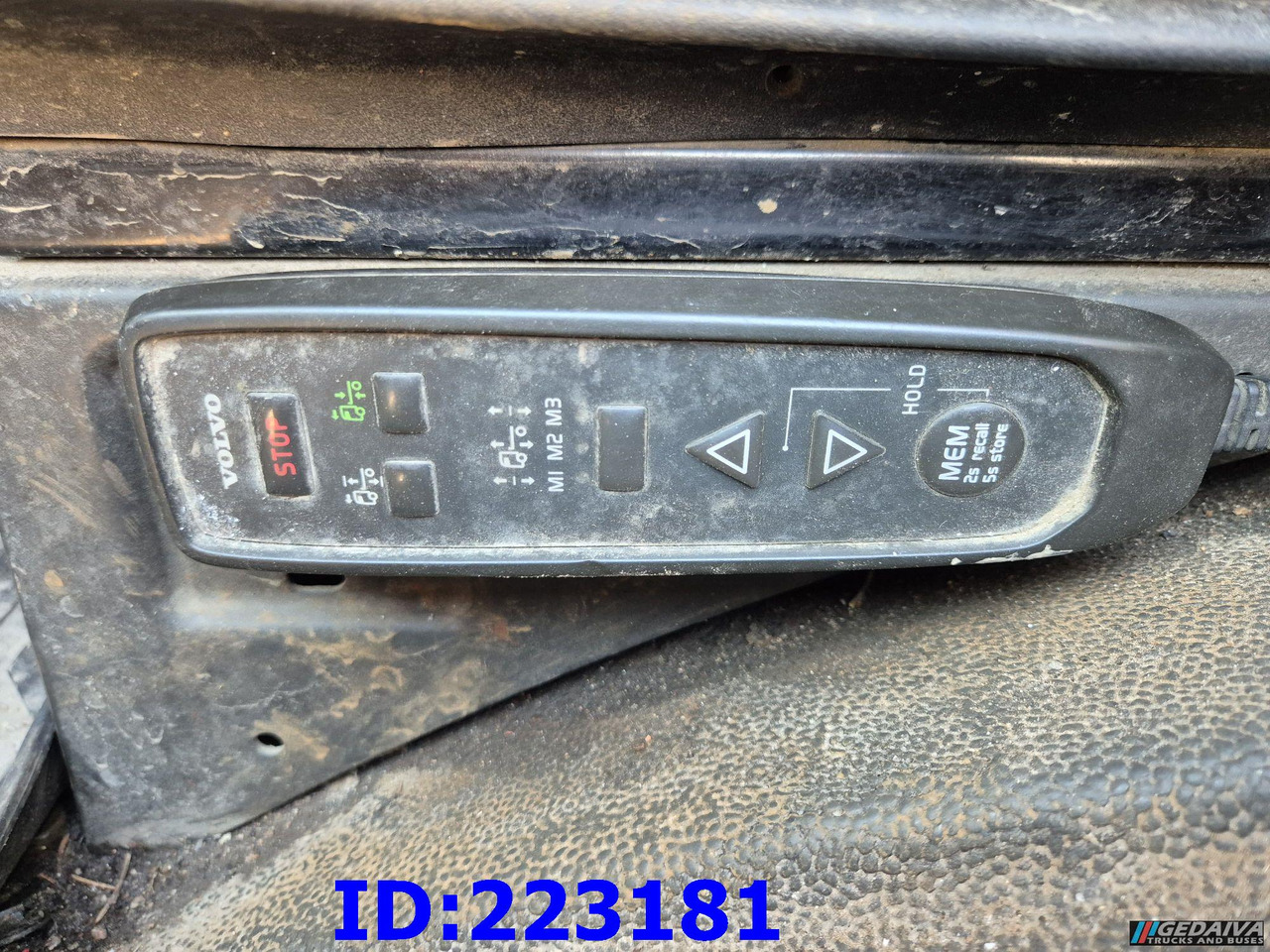 Garbage truck VOLVO FMX 11 330HP 6x2 (Steering axel) - Euro6: picture 11