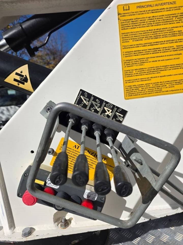 GSR E219PX E4 - Truck mounted aerial platform: picture 4 GSR E219PX E4 - Truck mounted aerial platform: picture 4