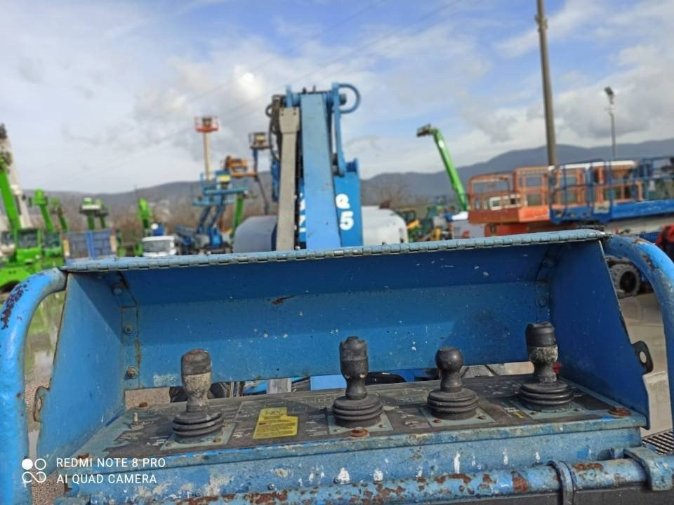 Genie Z 135/70 - Articulated boom: picture 2 Genie Z 135/70 - Articulated boom: picture 2