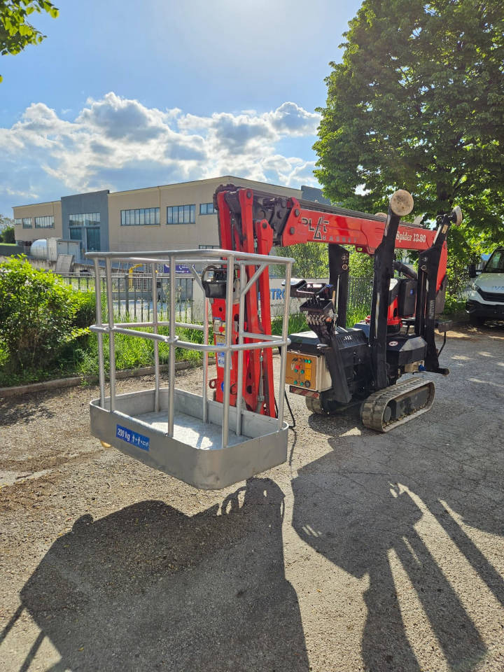 Platform Basket 13.80 - Aerial platform: picture 1 Platform Basket 13.80 - Aerial platform: picture 1