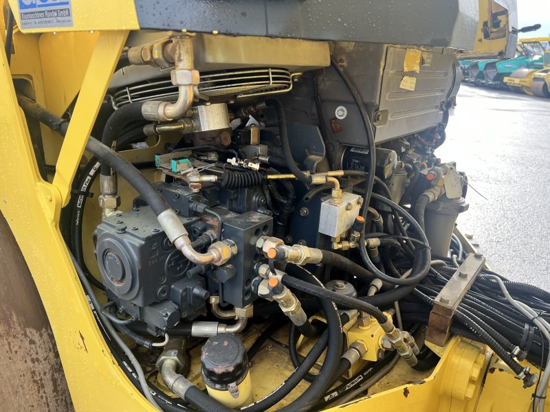 Road roller Bomag BW 151 AD-2 (111297): picture 11