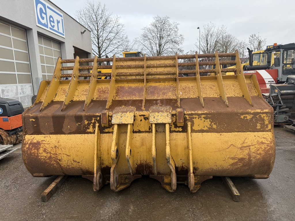 Caterpillar 980 K (111788) - Loader bucket: picture 3 Caterpillar 980 K (111788) - Loader bucket: picture 3