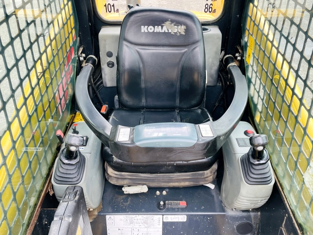 Komatsu SK714-5 (3947) - Skid steer loader: picture 5 Komatsu SK714-5 (3947) - Skid steer loader: picture 5