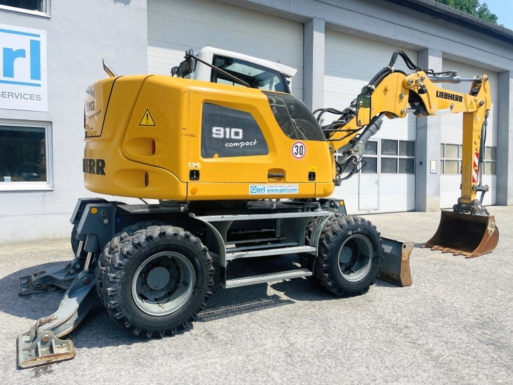 Wheel excavator Liebherr A910 Compact (4025): picture 7