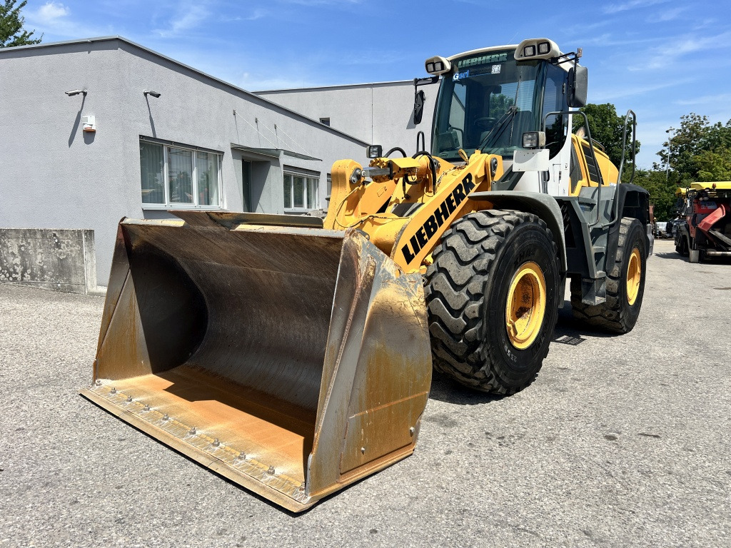 Liebherr L 550 (111617) - Wheel loader: picture 3 Liebherr L 550 (111617) - Wheel loader: picture 3