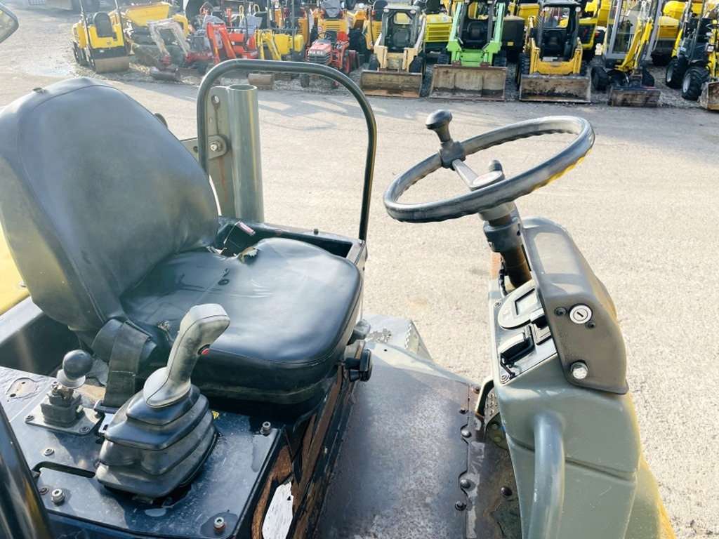 Neuson DW60 (3911) - Mini dumper: picture 5 Neuson DW60 (3911) - Mini dumper: picture 5