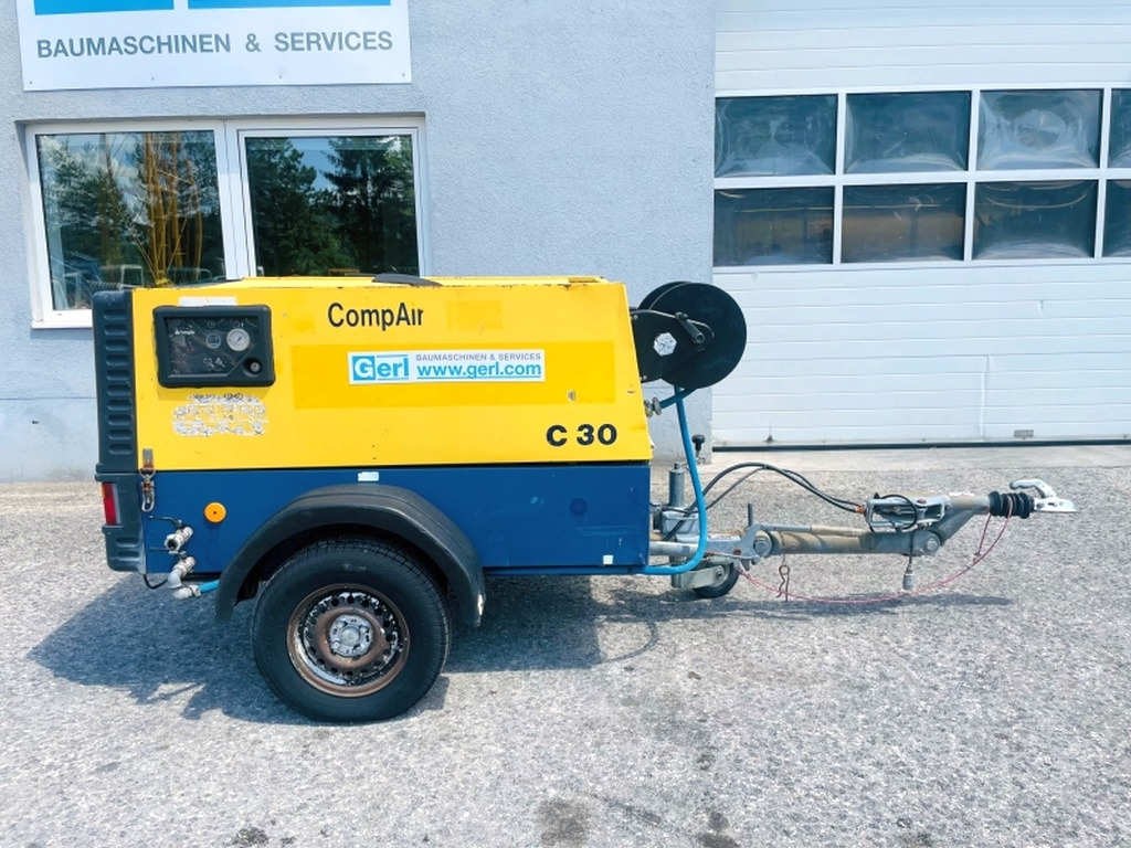 Vergleich DS30G (4017) - Air compressor: picture 1 Vergleich DS30G (4017) - Air compressor: picture 1