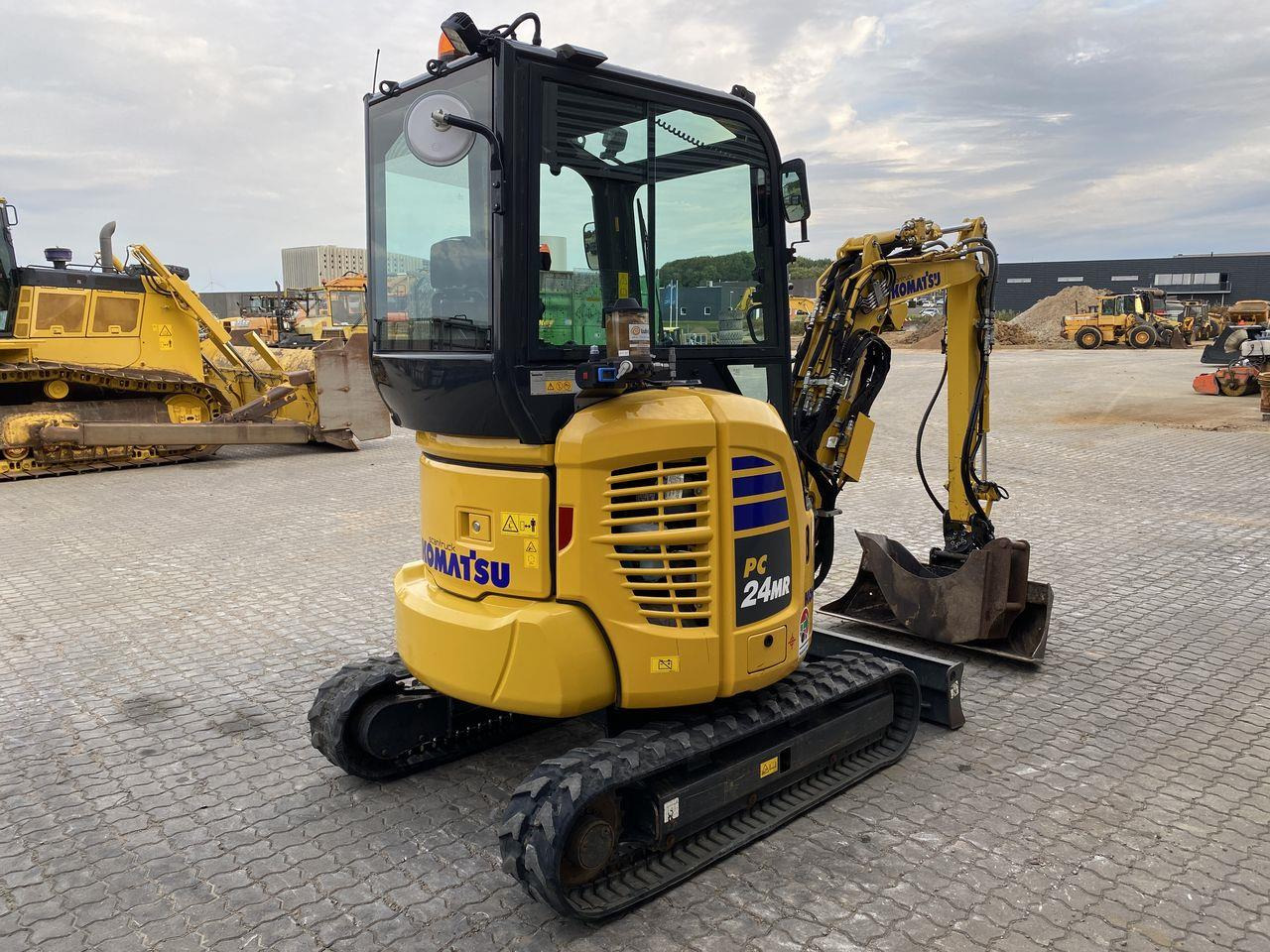 Komatsu PC24MR-5 - Mini excavator: picture 4 Komatsu PC24MR-5 - Mini excavator: picture 4