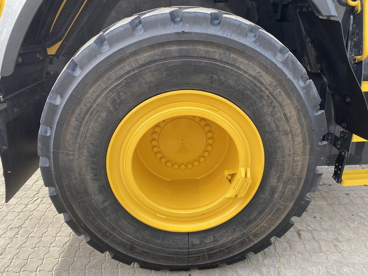 Wheel loader Komatsu WA485-11EO: picture 7