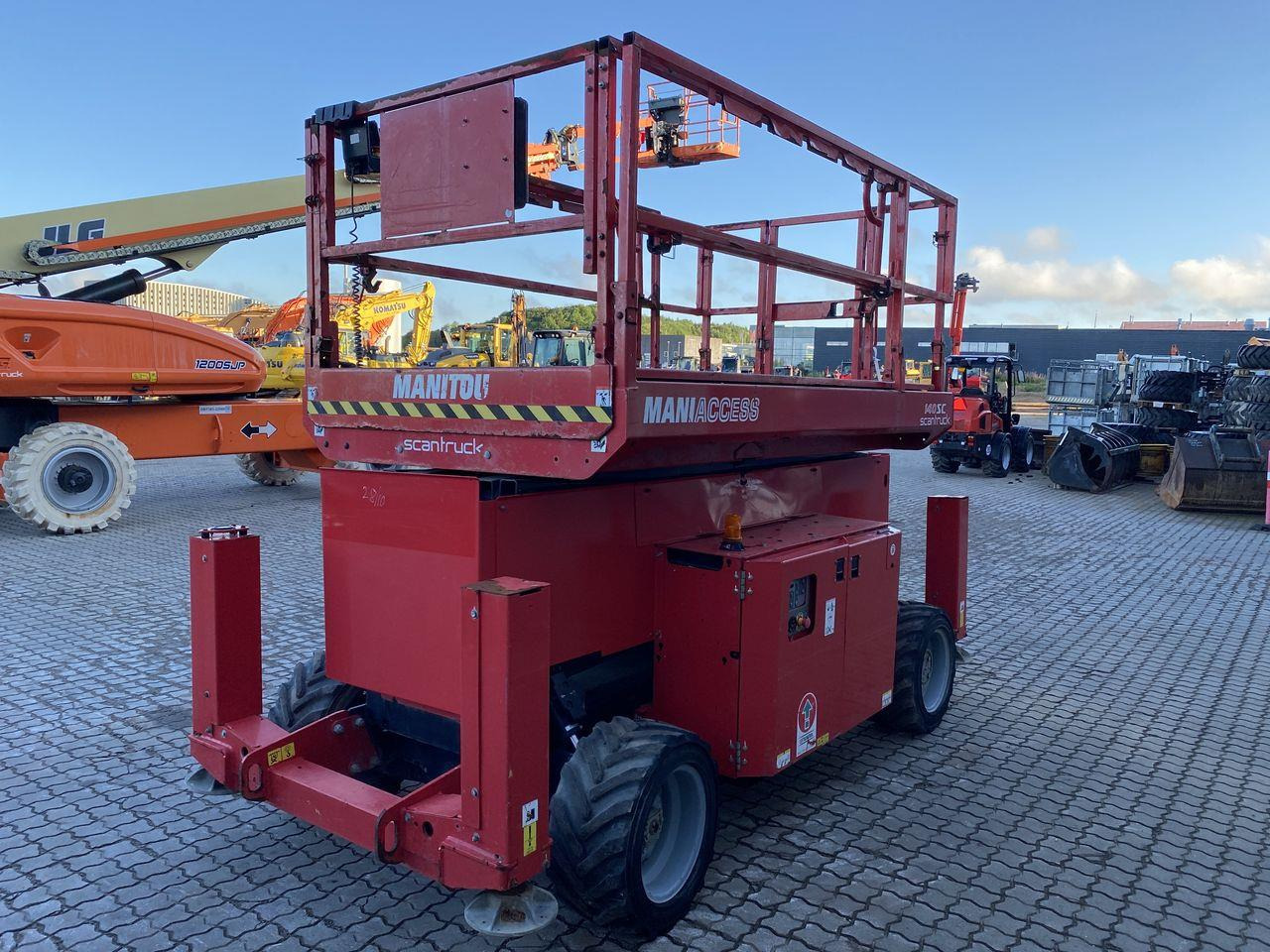 Manitou 140SC - Scissor lift: picture 4 Manitou 140SC - Scissor lift: picture 4