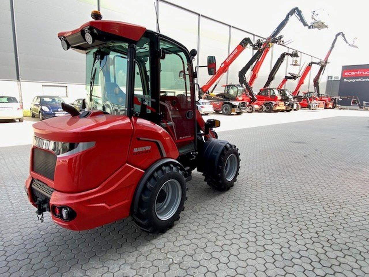 Manitou MLA 4-50H CAB ST5 - Wheel loader: picture 3 Manitou MLA 4-50H CAB ST5 - Wheel loader: picture 3