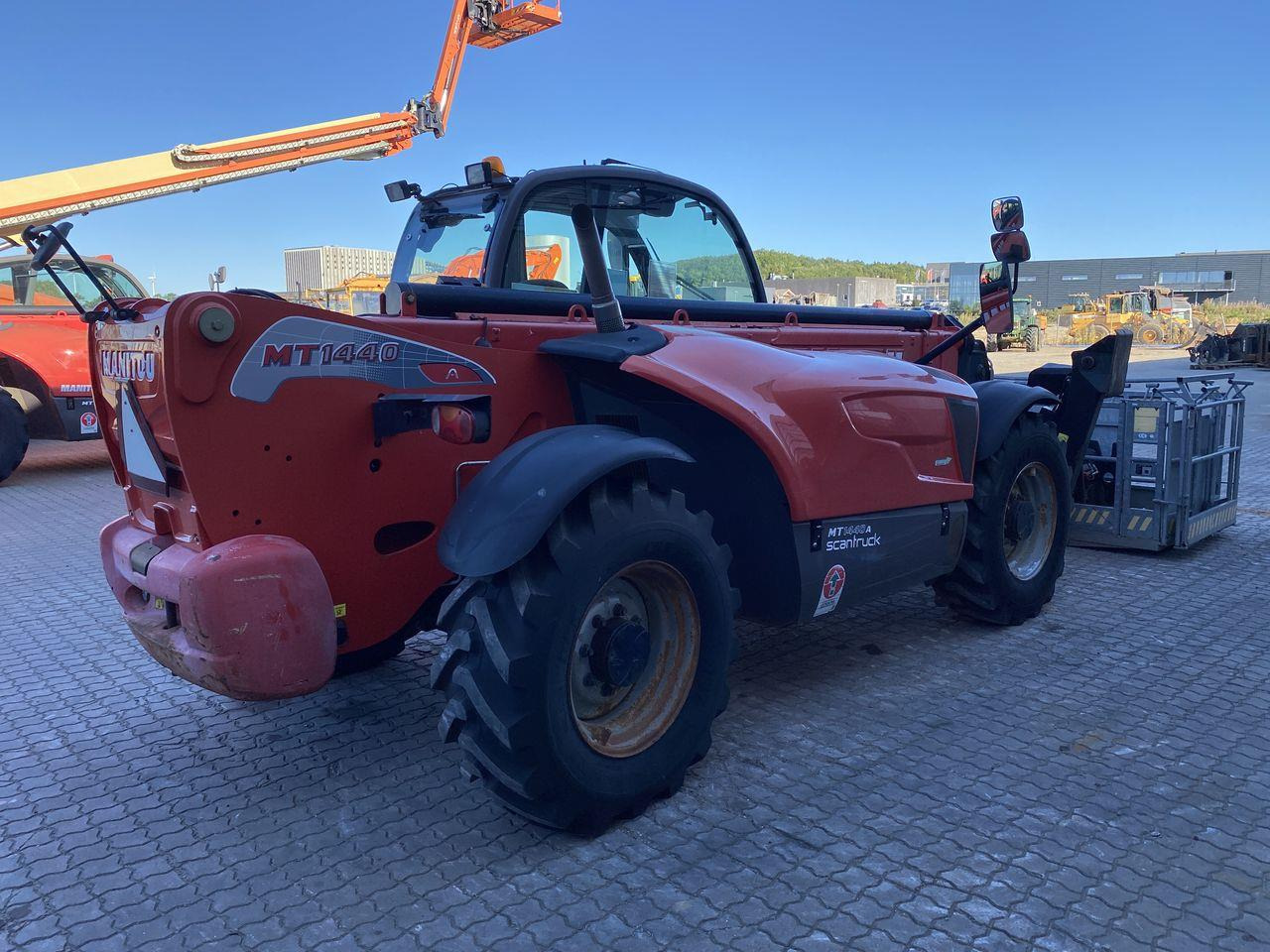 Manitou MT1440A ST3B - Telescopic handler: picture 4 Manitou MT1440A ST3B - Telescopic handler: picture 4
