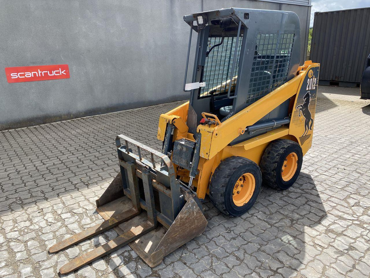 Mustang SL2012 - Skid steer loader: picture 1 Mustang SL2012 - Skid steer loader: picture 1