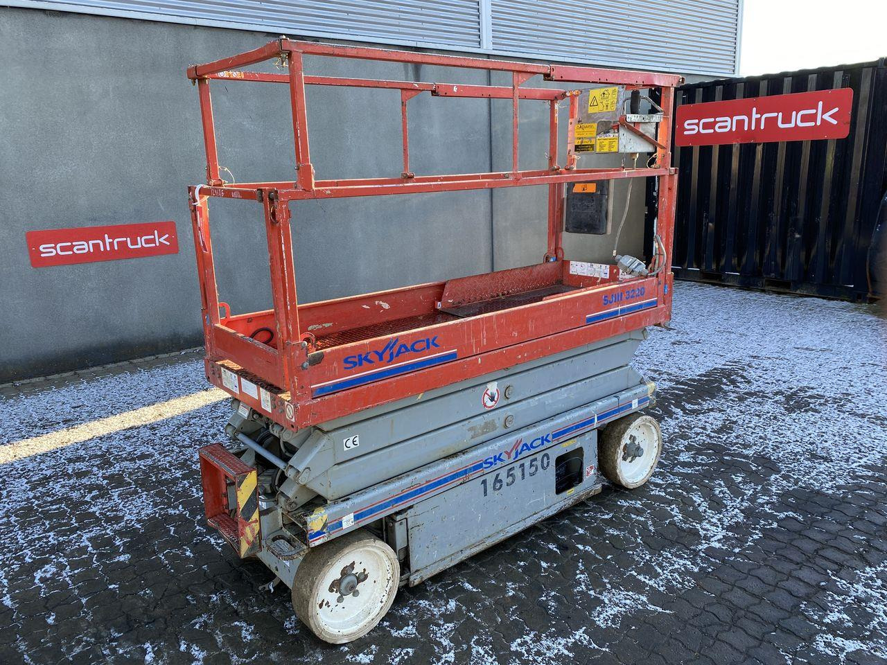 Skyjack SJ3220 - Scissor lift: picture 1 Skyjack SJ3220 - Scissor lift: picture 1