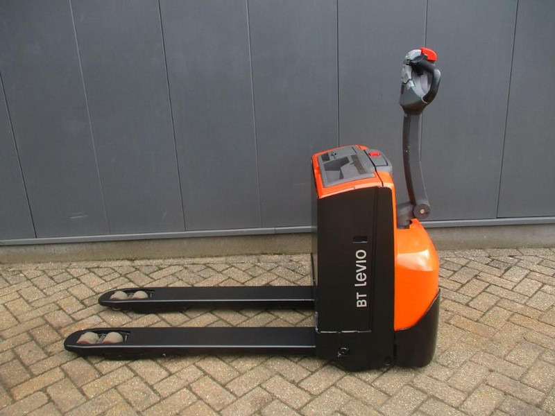 BT LWE 160 - Pallet truck: picture 1 BT LWE 160 - Pallet truck: picture 1