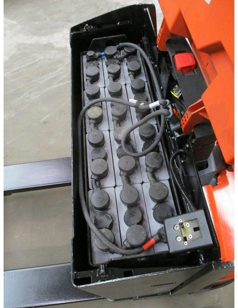 Pallet truck BT LWE 160: picture 7