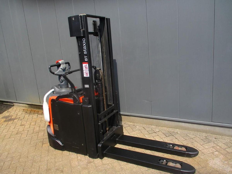 BT SPE 200L - Pallet truck: picture 3 BT SPE 200L - Pallet truck: picture 3