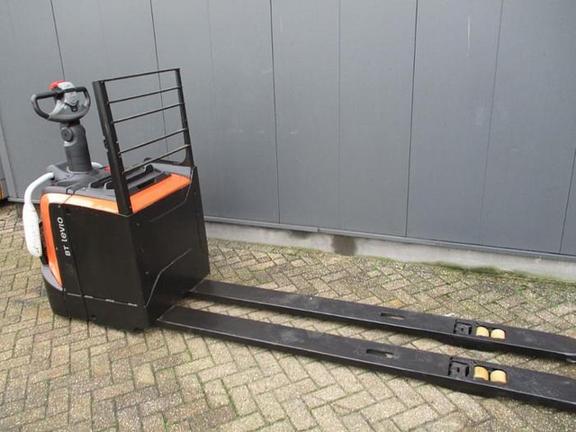 Toyota LPE 250 - Pallet truck: picture 2 Toyota LPE 250 - Pallet truck: picture 2