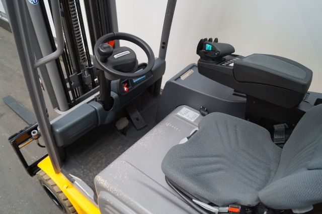 Jungheinrich EFG220 - Electric forklift: picture 3 Jungheinrich EFG220 - Electric forklift: picture 3