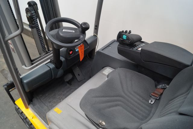 Jungheinrich EFG320 - Electric forklift: picture 3 Jungheinrich EFG320 - Electric forklift: picture 3