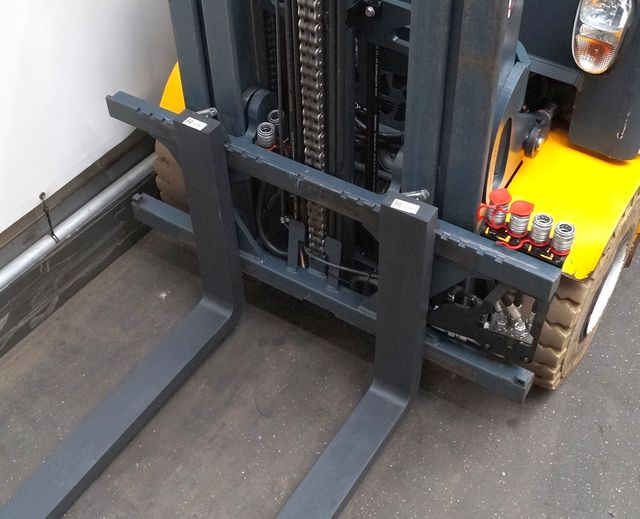 Jungheinrich EFG425 - Electric forklift: picture 3 Jungheinrich EFG425 - Electric forklift: picture 3