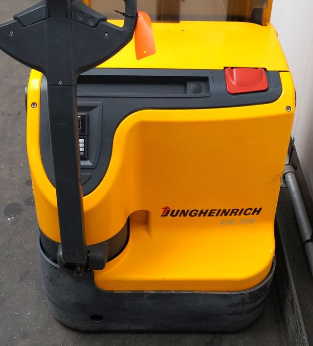 Jungheinrich EJC214 - Stacker: picture 4 Jungheinrich EJC214 - Stacker: picture 4