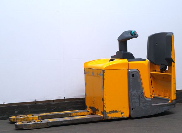 Jungheinrich ERE225 - Pallet truck: picture 1 Jungheinrich ERE225 - Pallet truck: picture 1