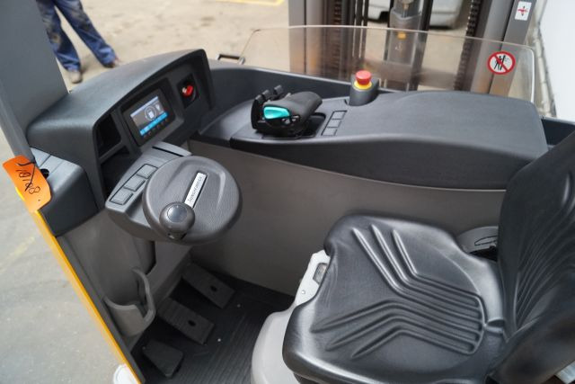 Jungheinrich ETV C16 - Reach truck: picture 3 Jungheinrich ETV C16 - Reach truck: picture 3