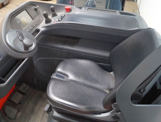 Linde R20G-01 - Reach truck: picture 4 Linde R20G-01 - Reach truck: picture 4