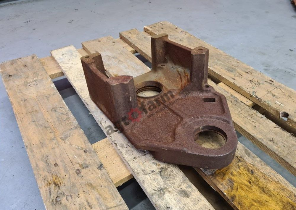 OBUDOWA PTO R93494 JOHN DEERE 7600 7700 7800 - Gearbox: picture 3 OBUDOWA PTO R93494 JOHN DEERE 7600 7700 7800 - Gearbox: picture 3