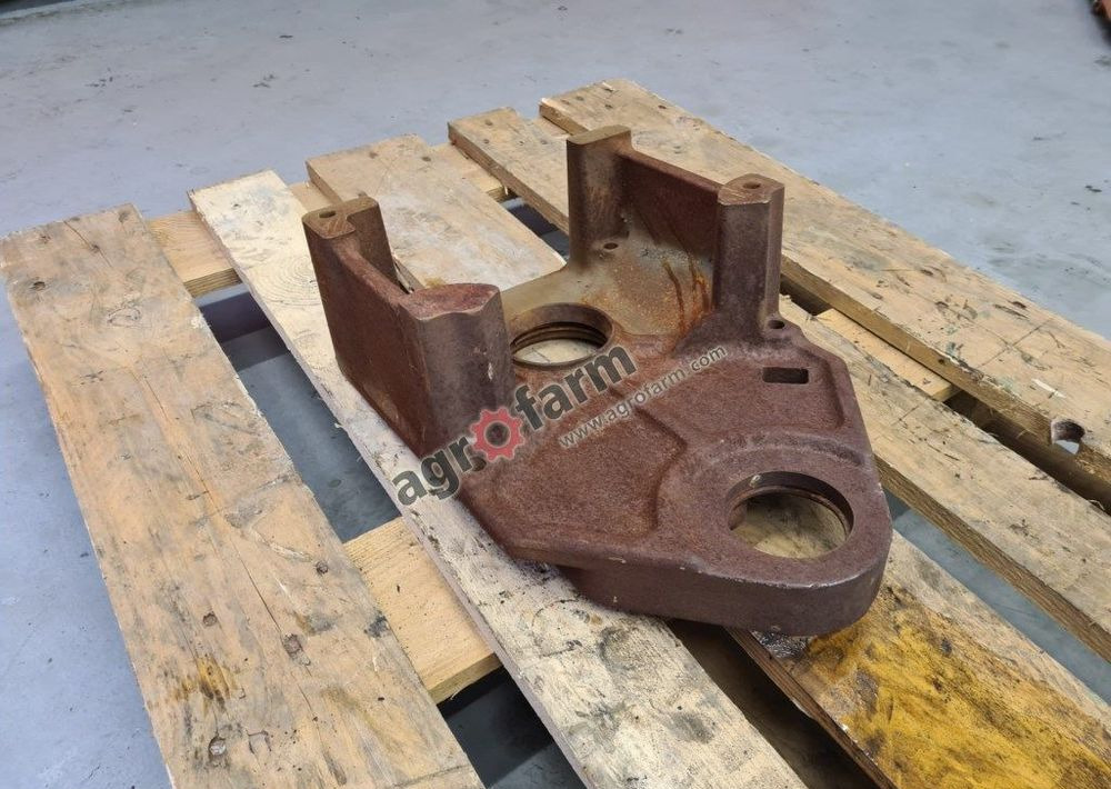 OBUDOWA PTO R93494 JOHN DEERE 7600 7700 7800 - Gearbox: picture 4 OBUDOWA PTO R93494 JOHN DEERE 7600 7700 7800 - Gearbox: picture 4