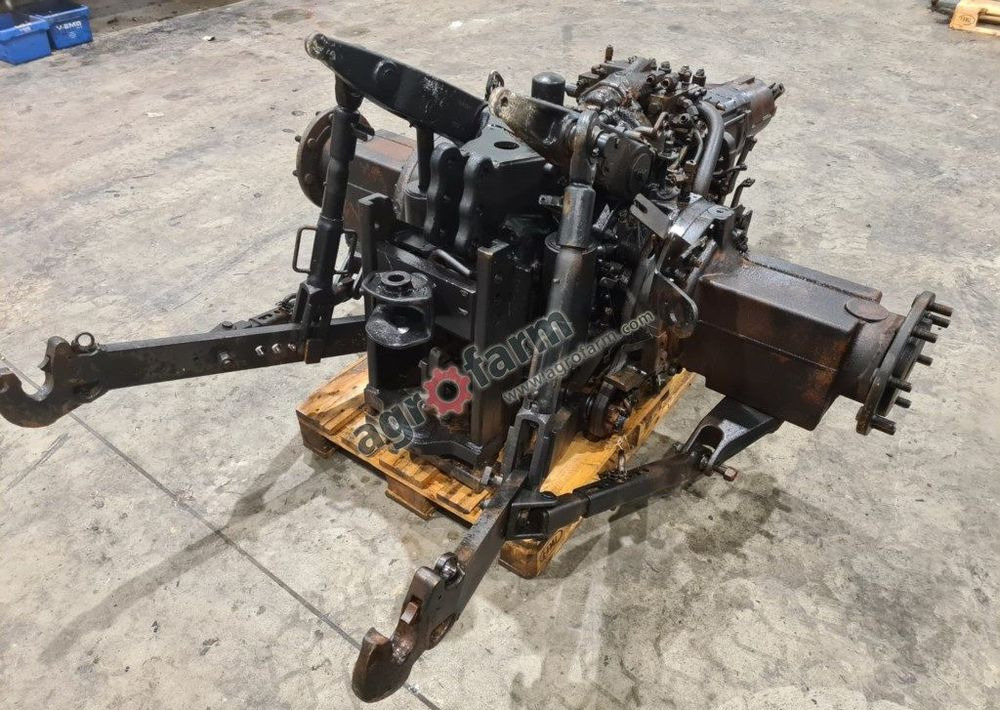 Skrzynia biegów, most tylny Valtra N111 TB07881 - Gearbox: picture 2 Skrzynia biegów, most tylny Valtra N111 TB07881 - Gearbox: picture 2