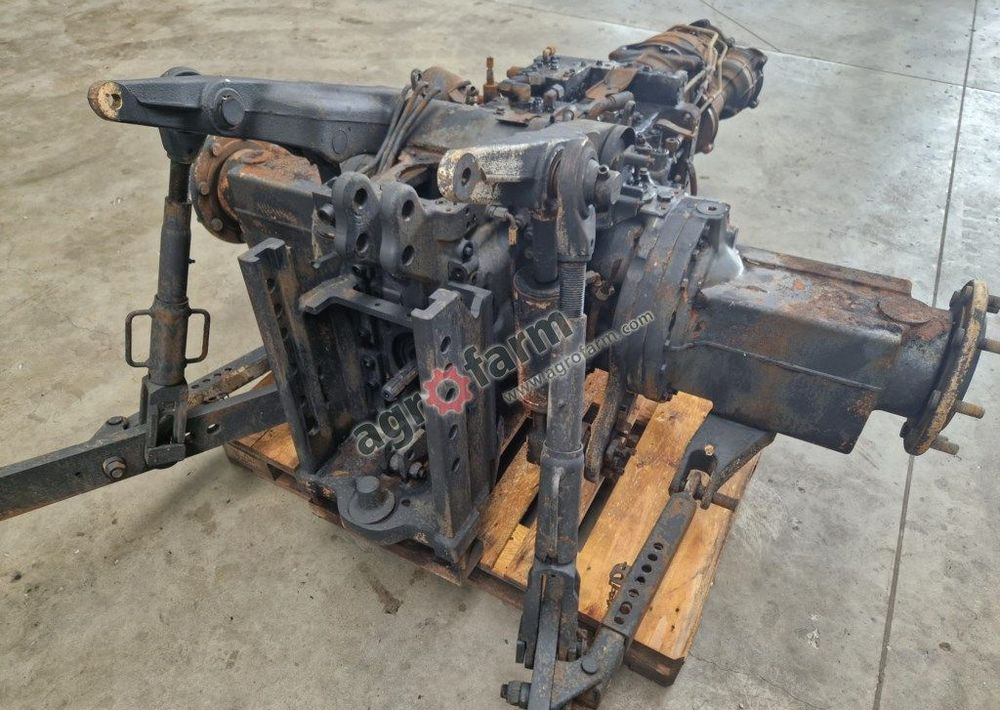 Skrzynia biegów, most tylny Valtra N174 H - Gearbox: picture 4 Skrzynia biegów, most tylny Valtra N174 H - Gearbox: picture 4