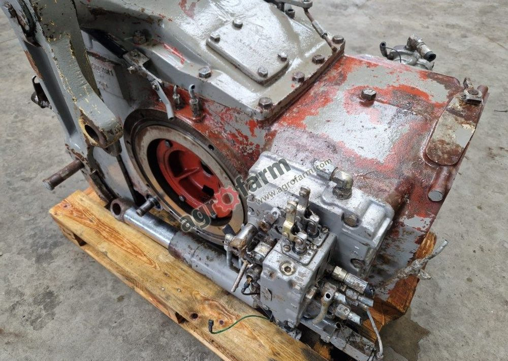 Tylny most Massey Ferguson 2640 - Transmission: picture 3 Tylny most Massey Ferguson 2640 - Transmission: picture 3