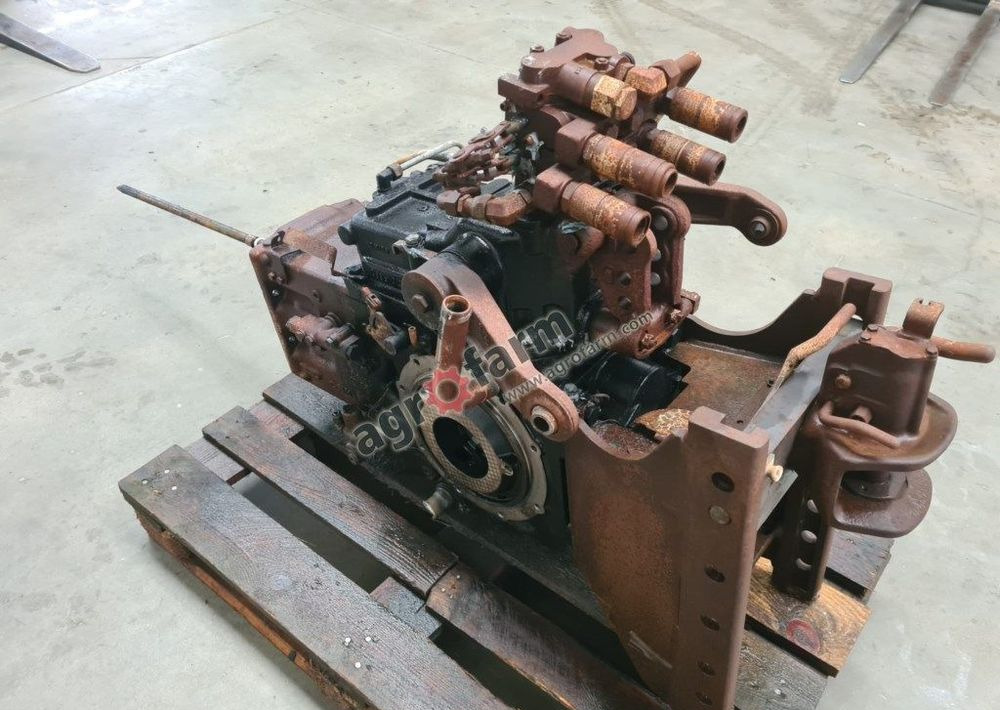 Tylny most New Holland T4.55 84225997 - Gearbox: picture 3 Tylny most New Holland T4.55 84225997 - Gearbox: picture 3