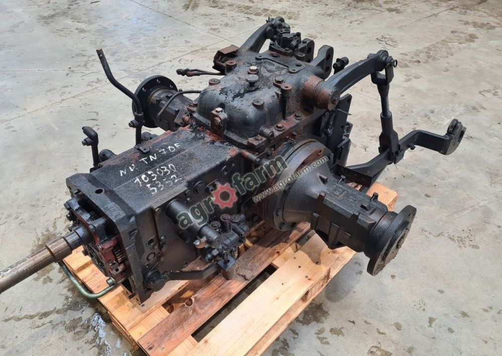 Tylny most New Holland TN70F 44366006 - Gearbox: picture 2 Tylny most New Holland TN70F 44366006 - Gearbox: picture 2