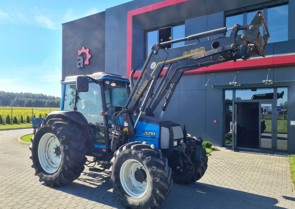 Valtra A95 - Farm tractor: picture 2 Valtra A95 - Farm tractor: picture 2