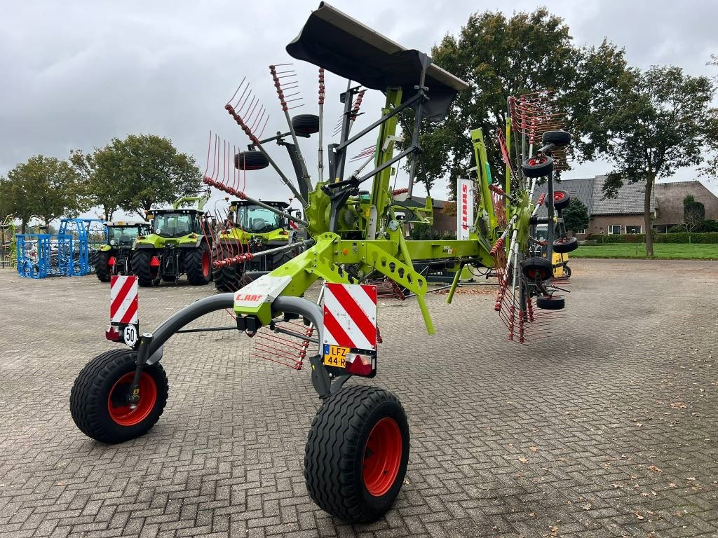 Claas Liner 1900 - Tedder/ Rake: picture 4 Claas Liner 1900 - Tedder/ Rake: picture 4