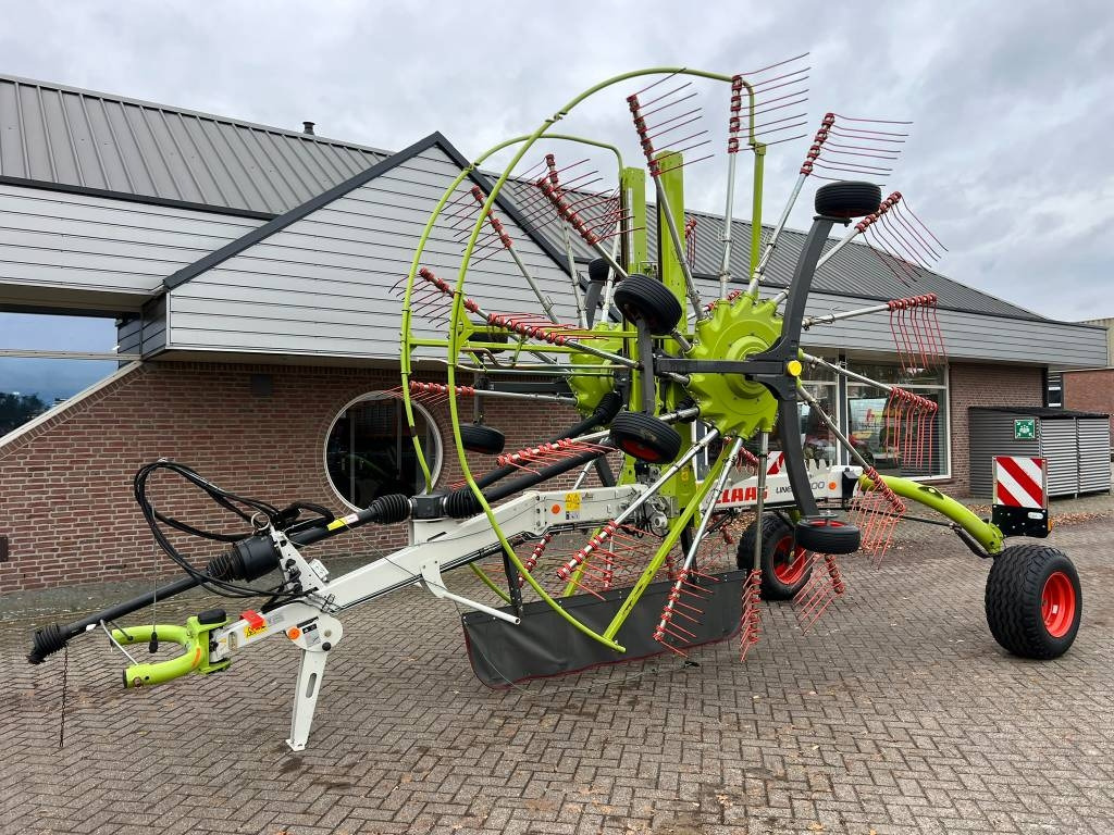 Claas Liner 2900 - Tedder/ Rake: picture 1 Claas Liner 2900 - Tedder/ Rake: picture 1