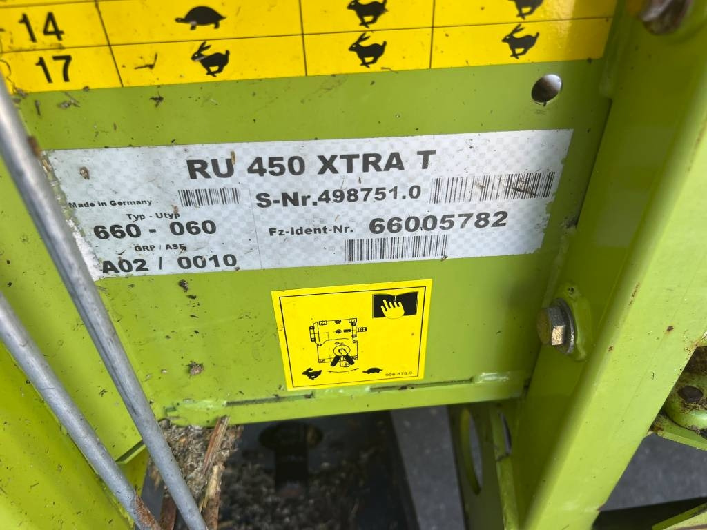 Forage harvester Claas RU 450 Xtra: picture 6