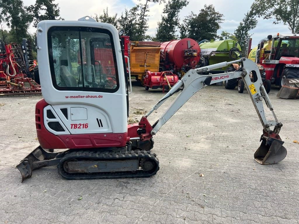 Takeuchi TB 216 - Mini excavator: picture 5 Takeuchi TB 216 - Mini excavator: picture 5