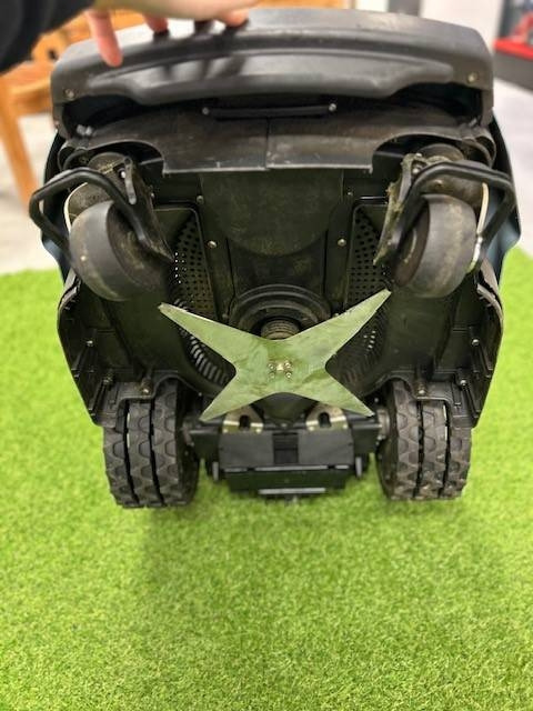 WIPER KXLS ROBOTMAAIER - Garden mower: picture 4 WIPER KXLS ROBOTMAAIER - Garden mower: picture 4